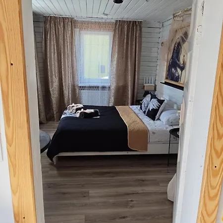 House Close To Min Of 4-8 Guests Ferienhaus